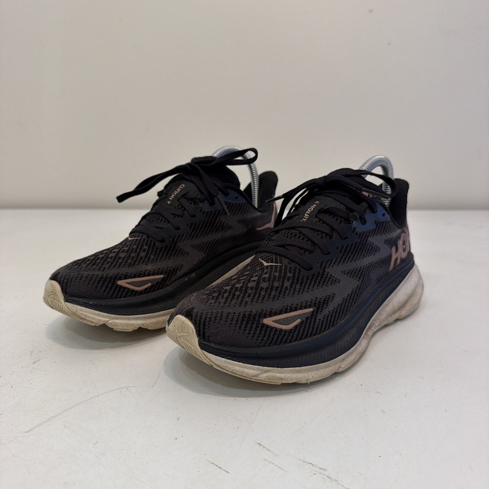 Hoka One One Shoes Womens Size 6B Clifton 9 Black Gold Running Sneaker